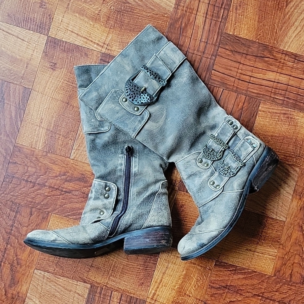 Women's Boots